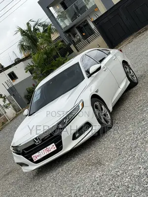 Honda Accord 2018 White