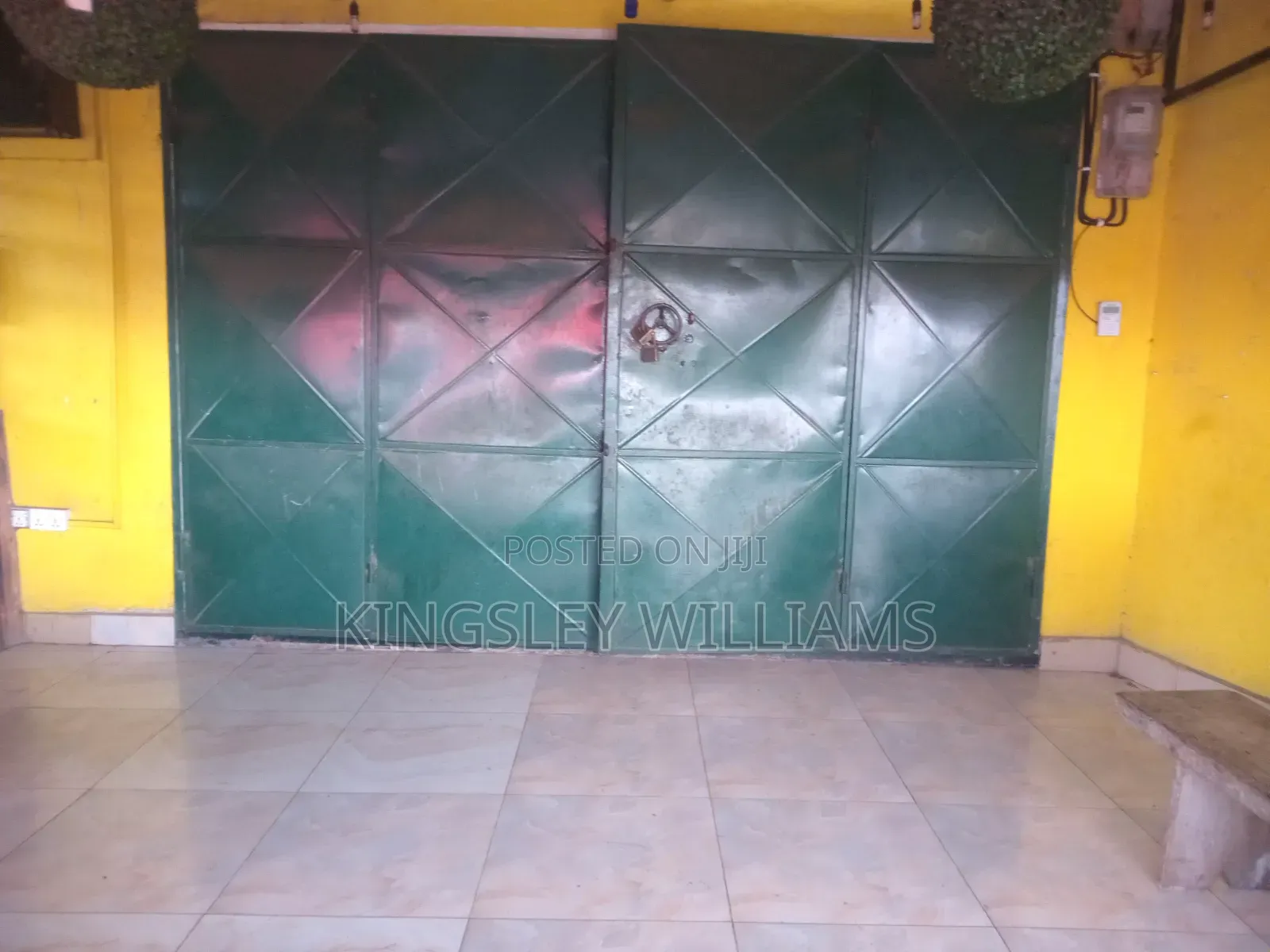 Shop in Dansoman for Rent