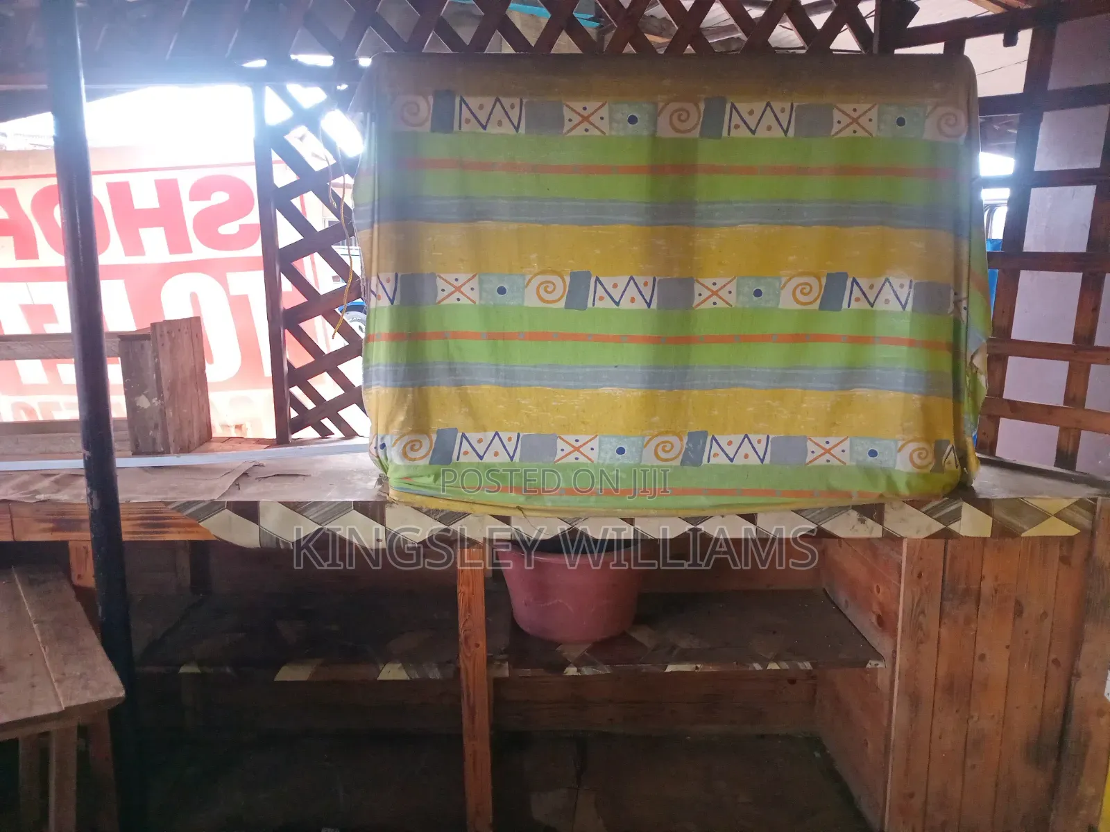 Shop in Dansoman for Rent