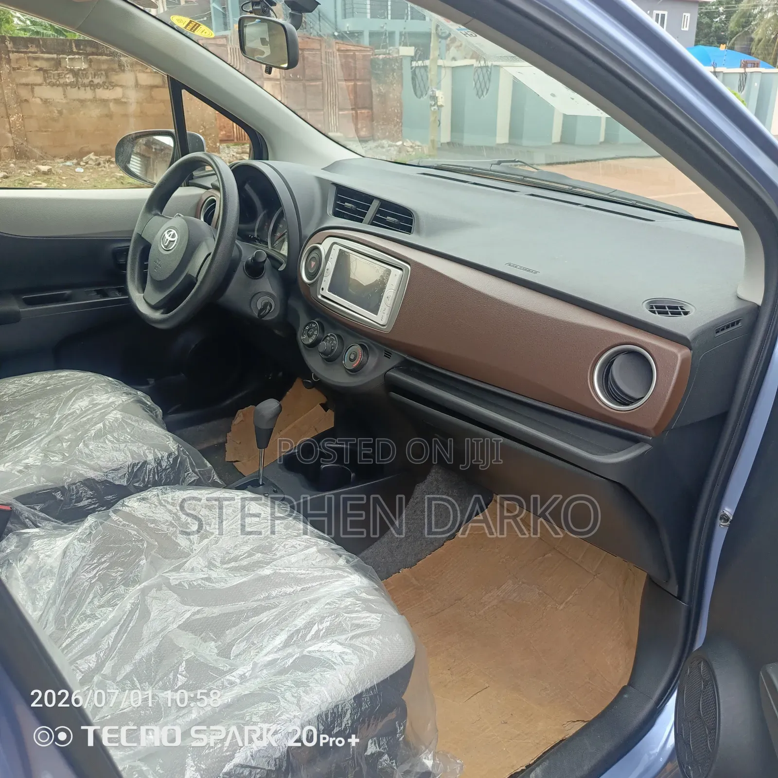 Toyota Vitz 2014 Blue