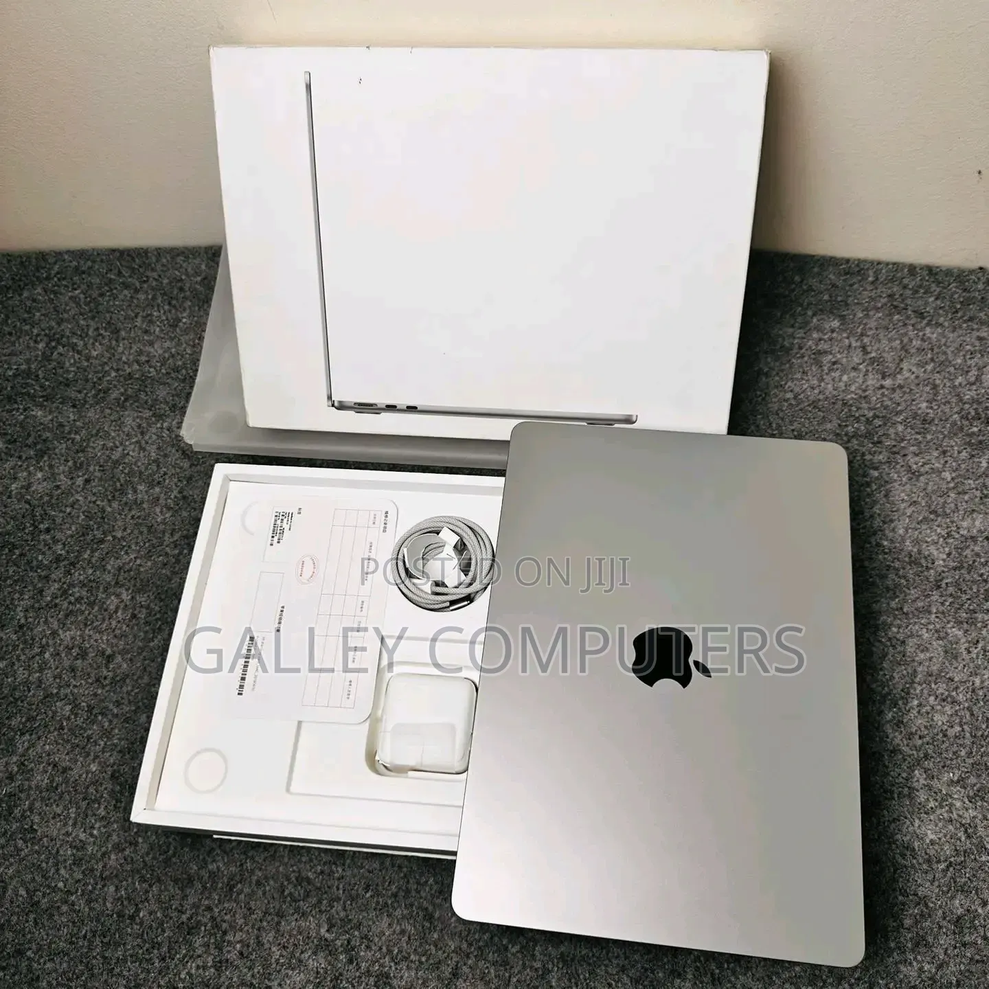 New Laptop Apple MacBook Air 2023 M2 16GB Apple M2 SSD 512GB
