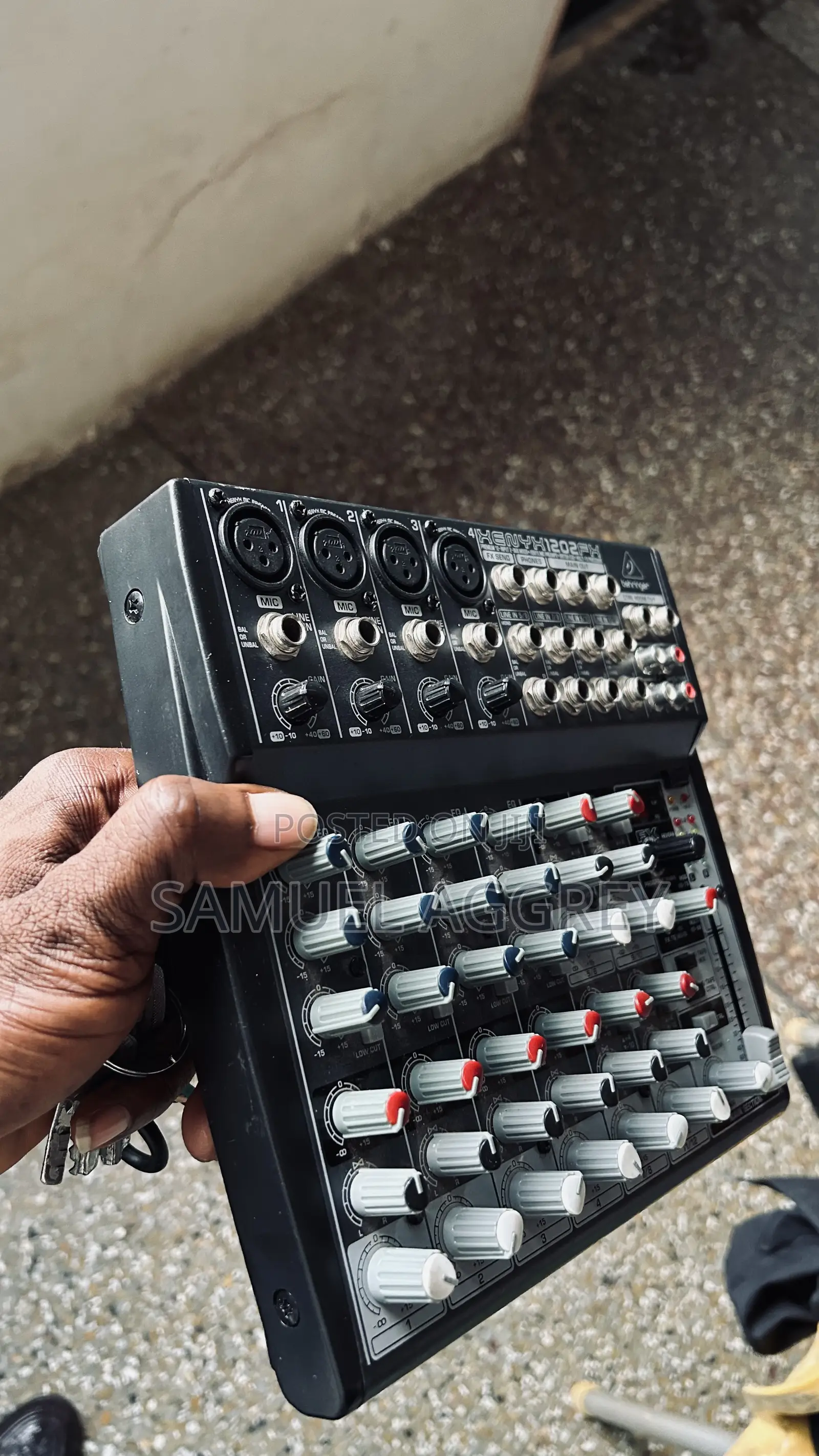 Behringer Xenyx 1202fx
