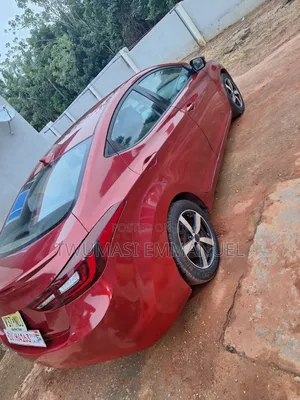 Hyundai Elantra Limited Sedan FWD (1.8L 4cyl 6A) 2013 Red