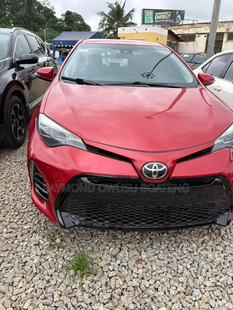 Toyota Corolla SE (1.8L 4cyl 6M) 2018 Red