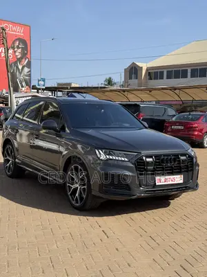 Audi Q7 2024 Gray
