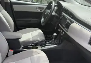 Toyota Corolla LE 4dr Sedan (1.8L 4cyl CVT) 2016 Gray