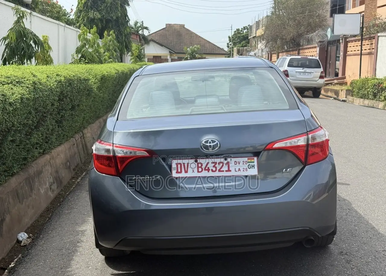 Toyota Corolla LE 4dr Sedan (1.8L 4cyl CVT) 2016 Gray