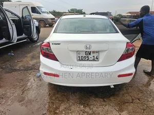 Honda Civic 2012 White