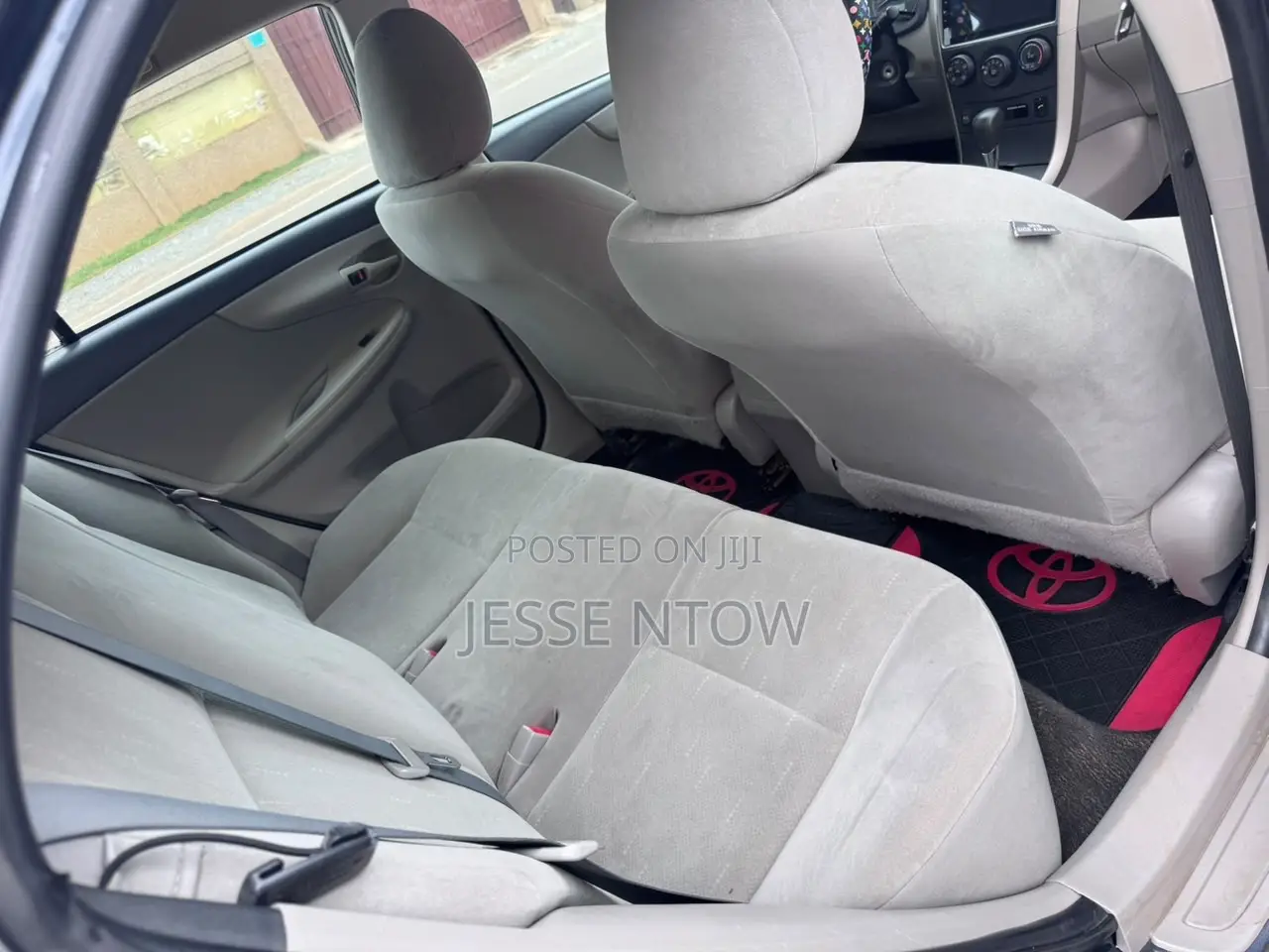 Toyota Corolla 2011 Gray
