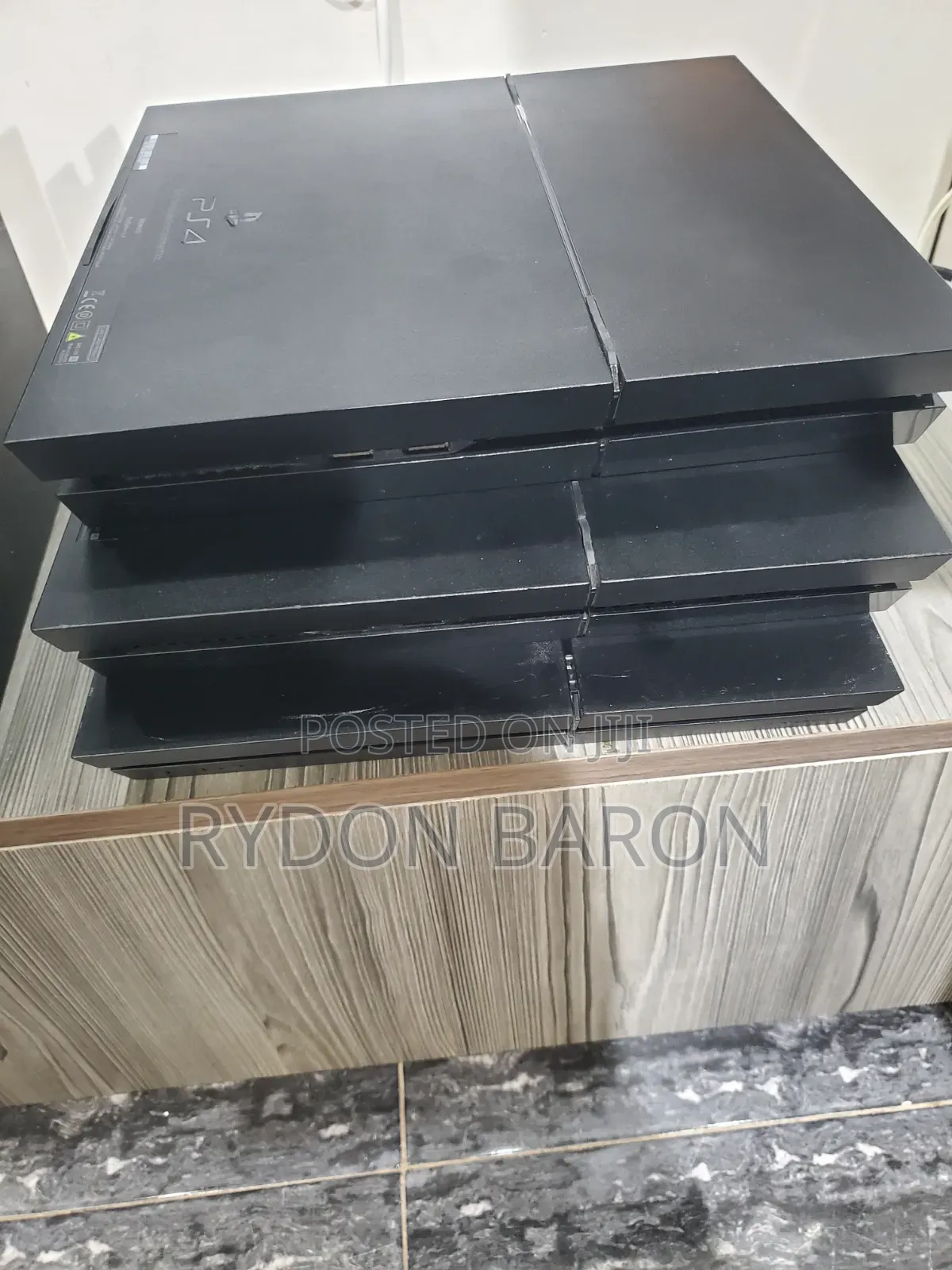 Ps4 Standard Available