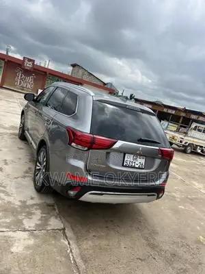 Mitsubishi Outlander SEL S-AWC 2020 Gray