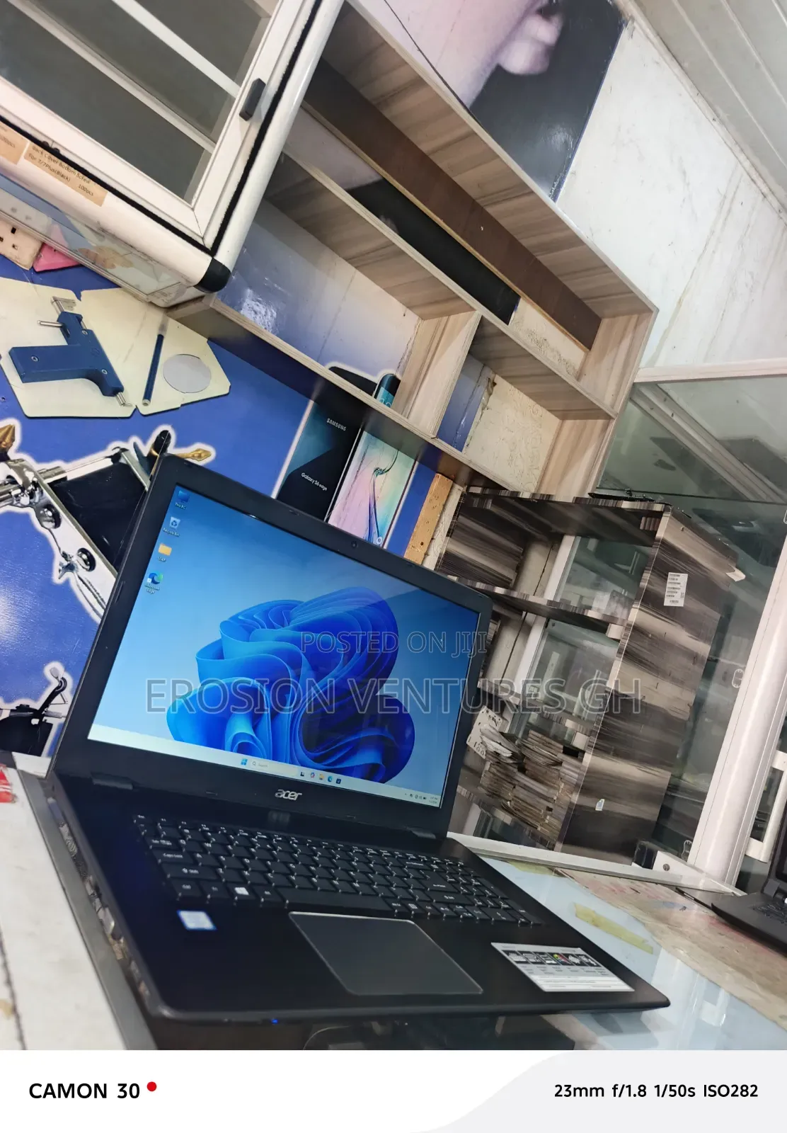 Laptop Acer 8GB Intel Core i3 HDD+SSD 128GB