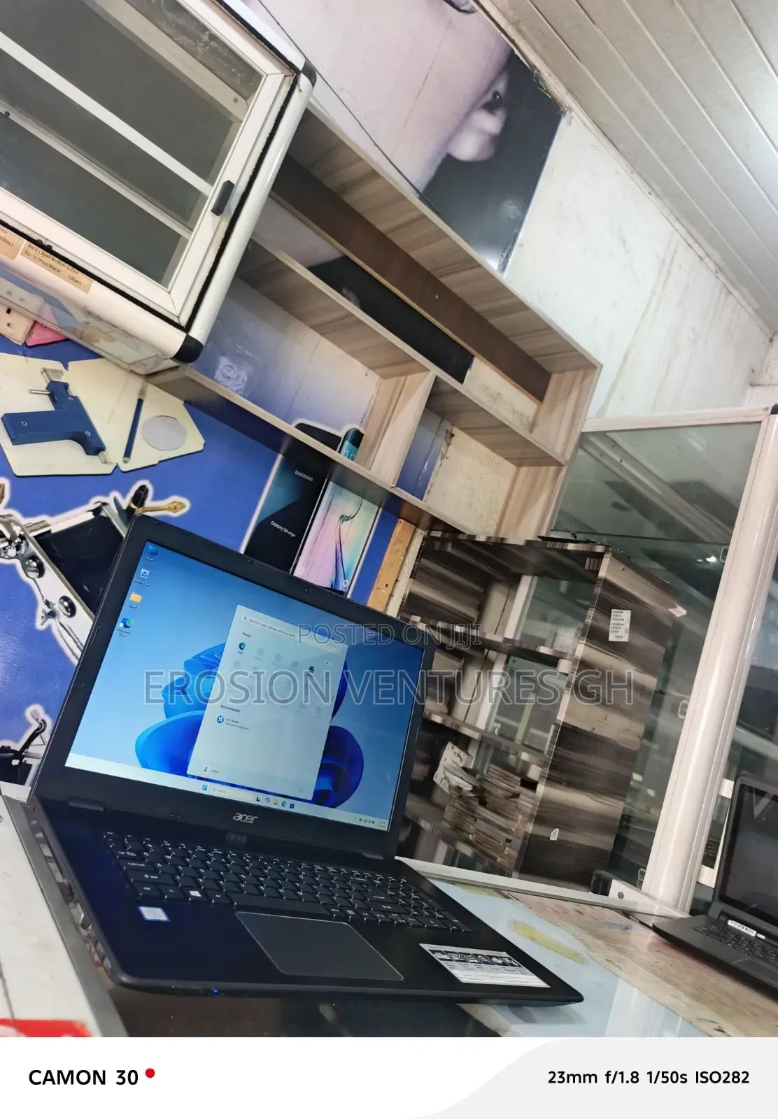 Laptop Acer 8GB Intel Core i3 HDD+SSD 128GB