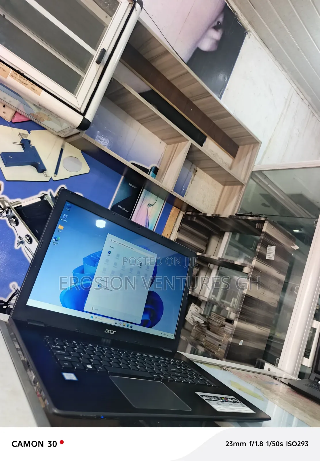 Laptop Acer 8GB Intel Core i3 HDD+SSD 128GB