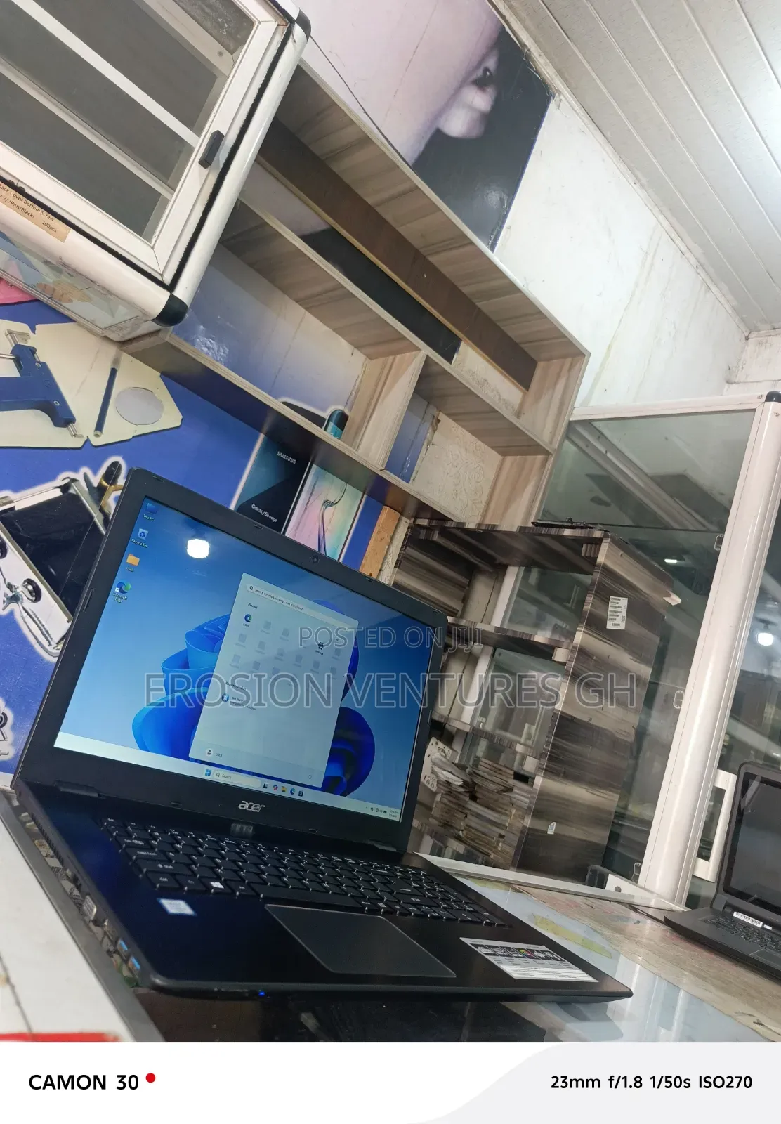 Laptop Acer 8GB Intel Core i3 HDD+SSD 128GB