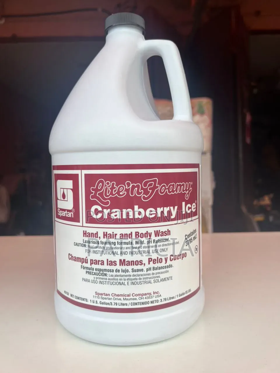 Spartan Lite'n Foamy Cranberry Ice Hand, Hair Body Wash – 3.79l
