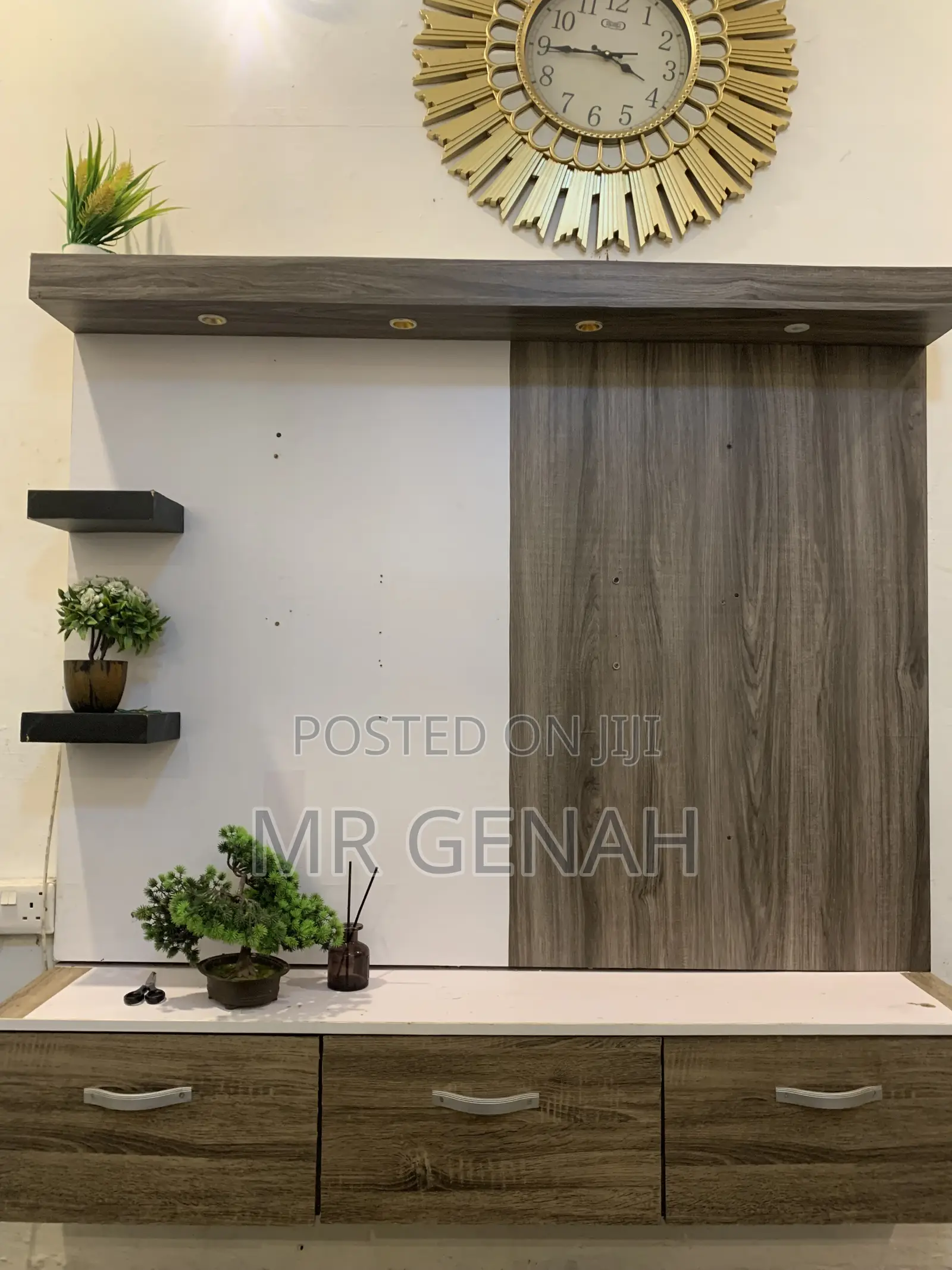 Tv Stands and Mounts