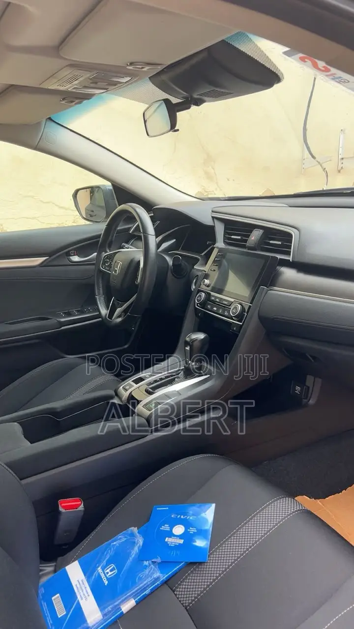 Honda Civic EX Sedan 2020 Gray