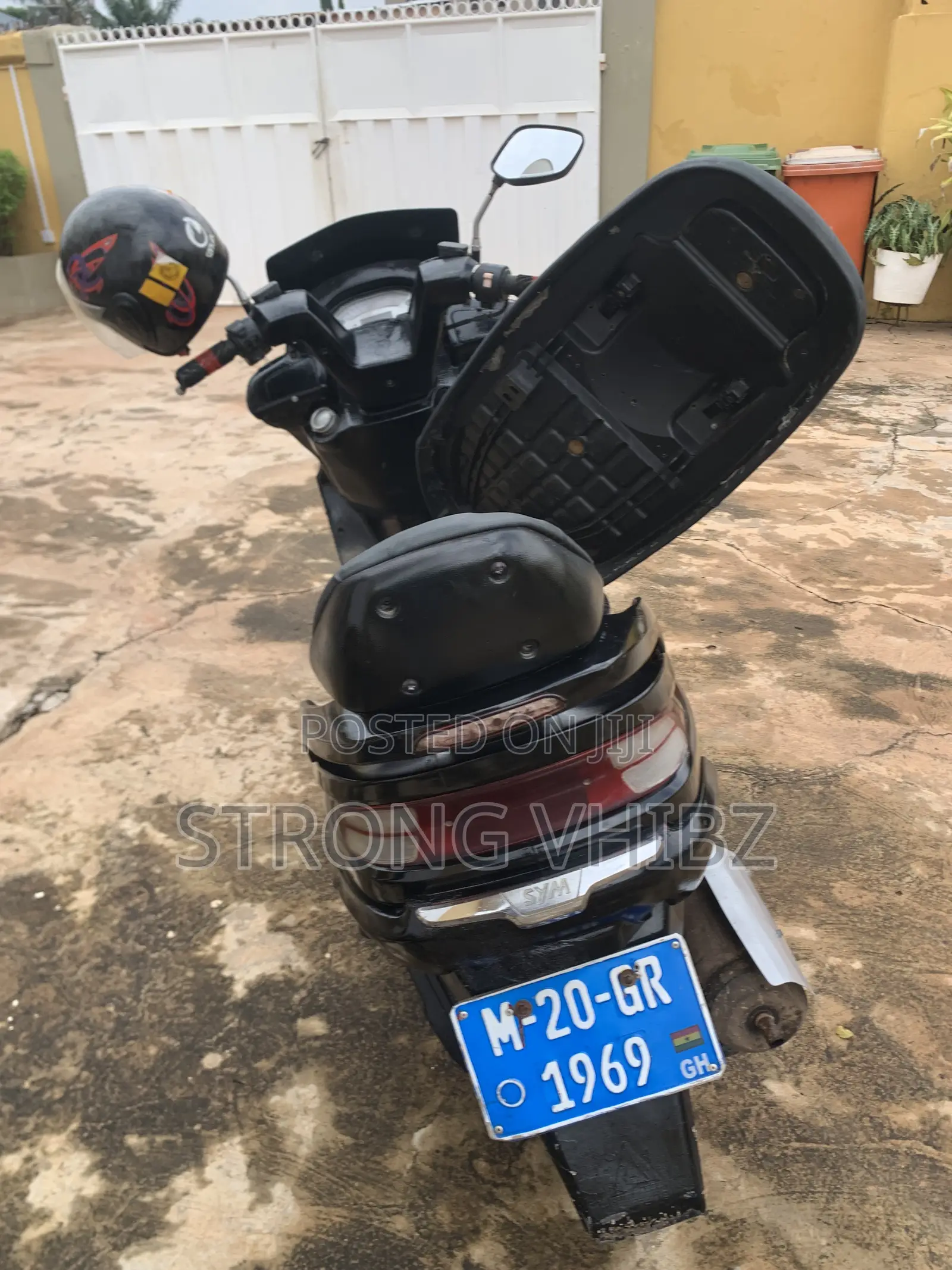 Suzuki Burgman 125 2020 Black