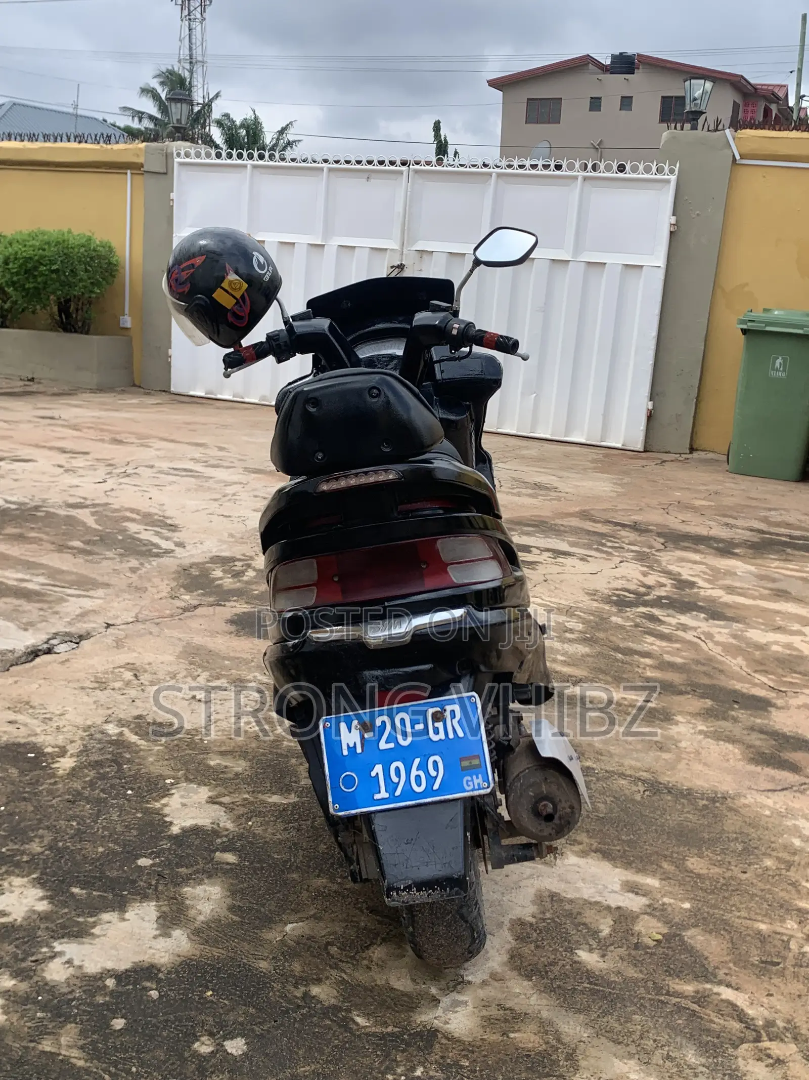 Suzuki Burgman 125 2020 Black