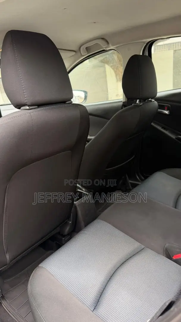 Toyota Yaris iA 1.5 FWD 2016 Silver