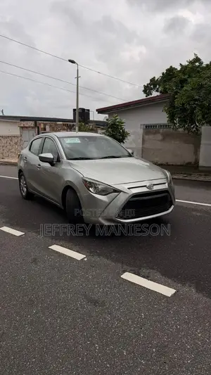 Toyota Yaris iA 1.5 FWD 2016 Silver