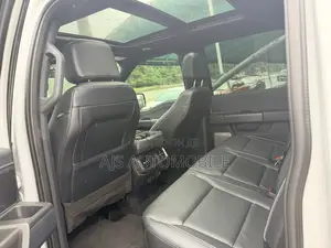 Ford F-150 LARIAT 2024 Gray