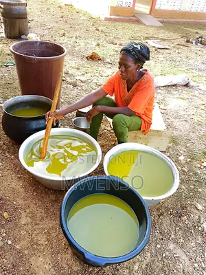 Wholesale Shea Butter( 25kg (Ghc 55/Kg) - Negotiable/Ton)