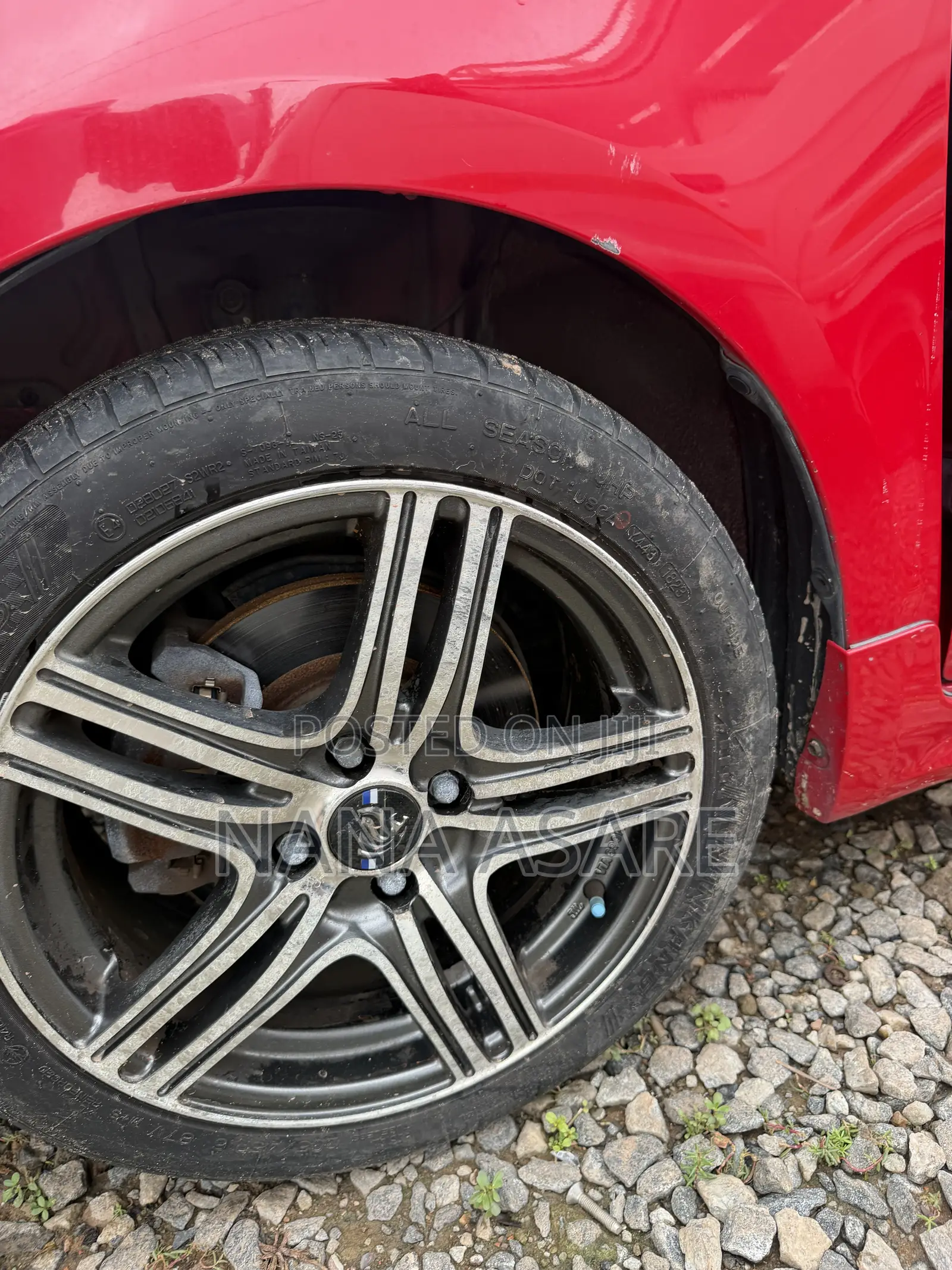 Toyota Yaris SE Hatchback 5dr 2012 Red