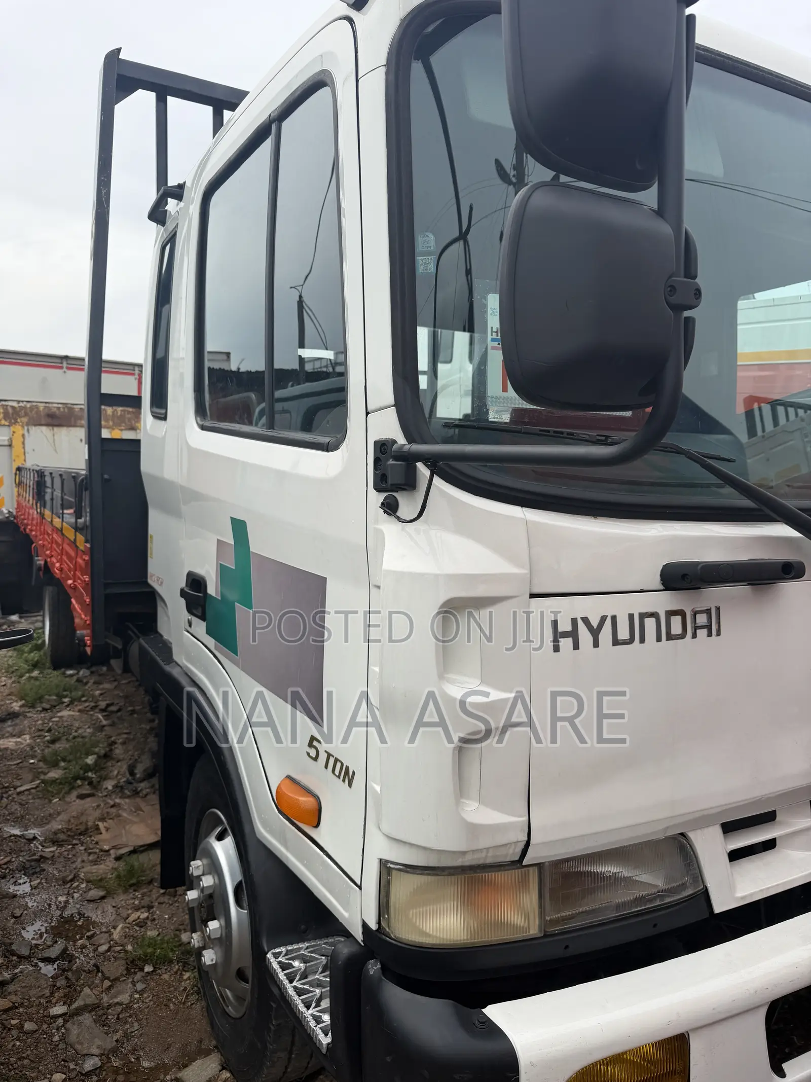 Hyndai 6 Holes