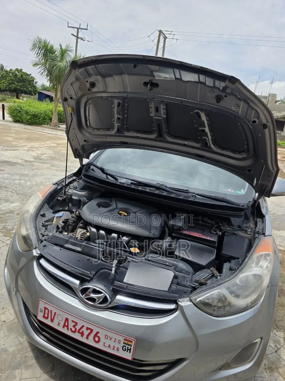 Hyundai Elantra Limited Sedan FWD (1.8L 4cyl 6A) 2013 Silver