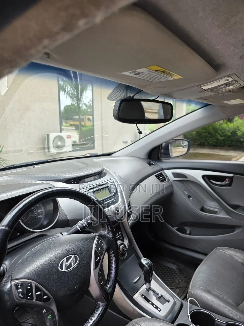 Hyundai Elantra Limited Sedan FWD (1.8L 4cyl 6A) 2013 Silver