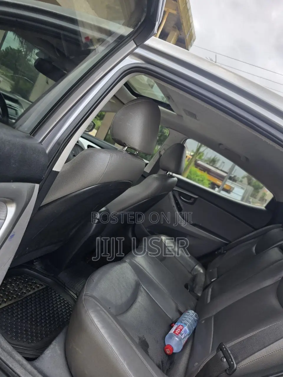 Hyundai Elantra Limited Sedan FWD (1.8L 4cyl 6A) 2013 Silver