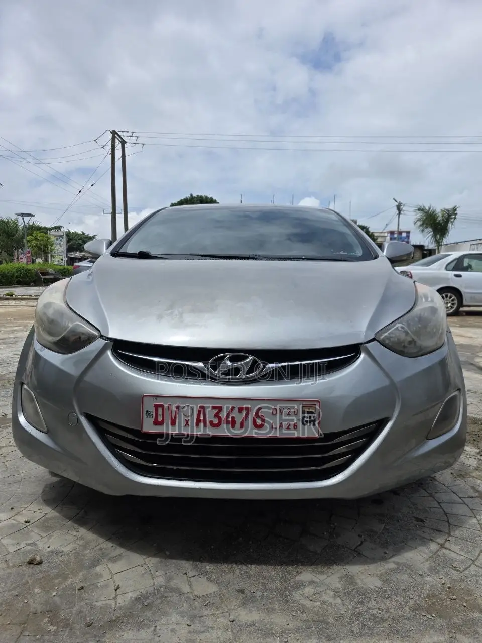 Hyundai Elantra Limited Sedan FWD (1.8L 4cyl 6A) 2013 Silver