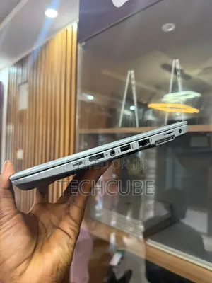 Laptop HP EliteBook 840 G4 4GB Intel Core i5 SSD 250GB