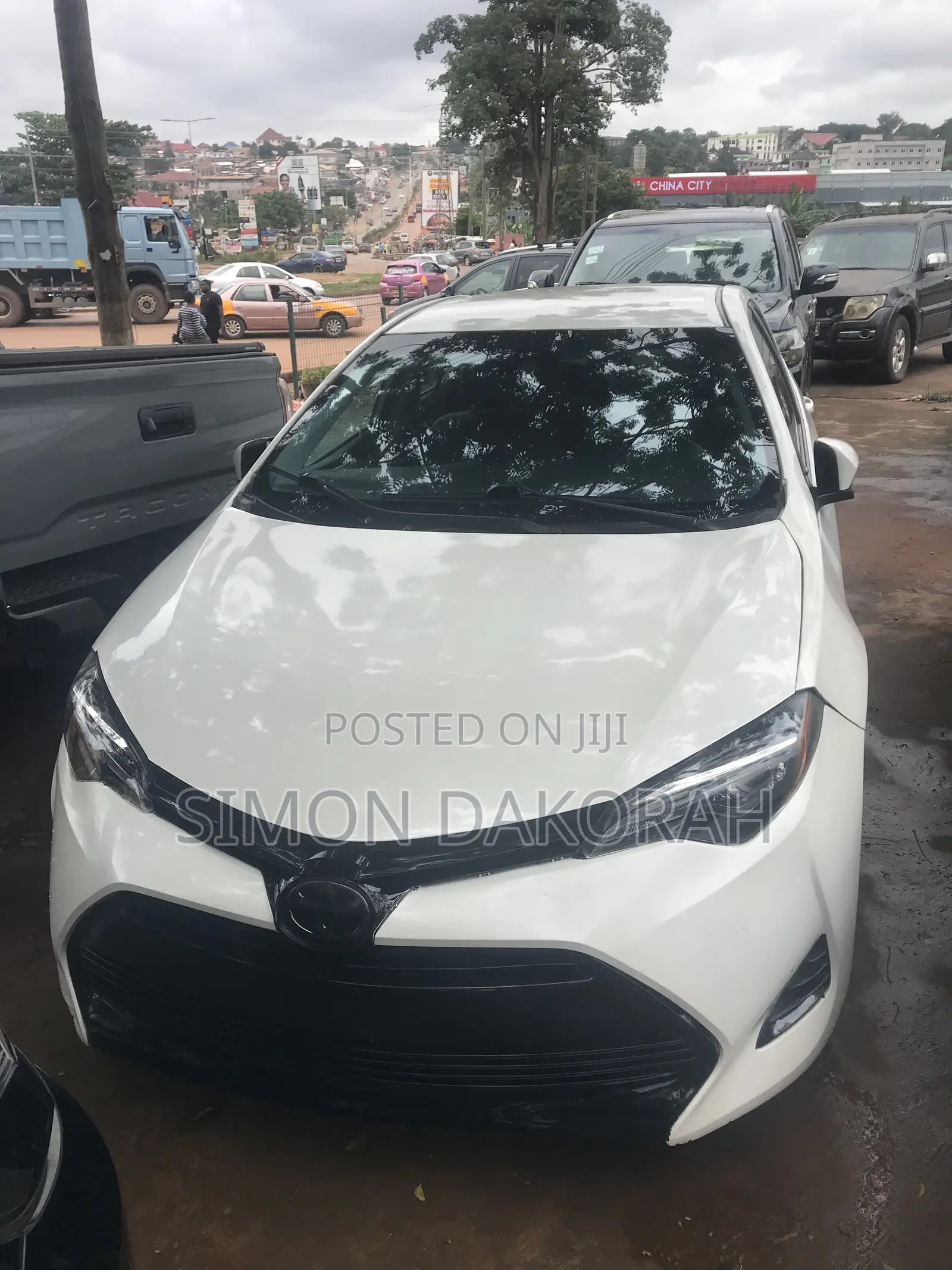 Toyota Corolla 2019 White