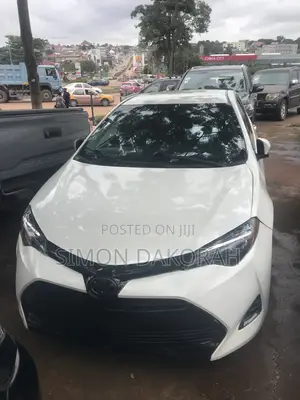 Toyota Corolla 2019 White