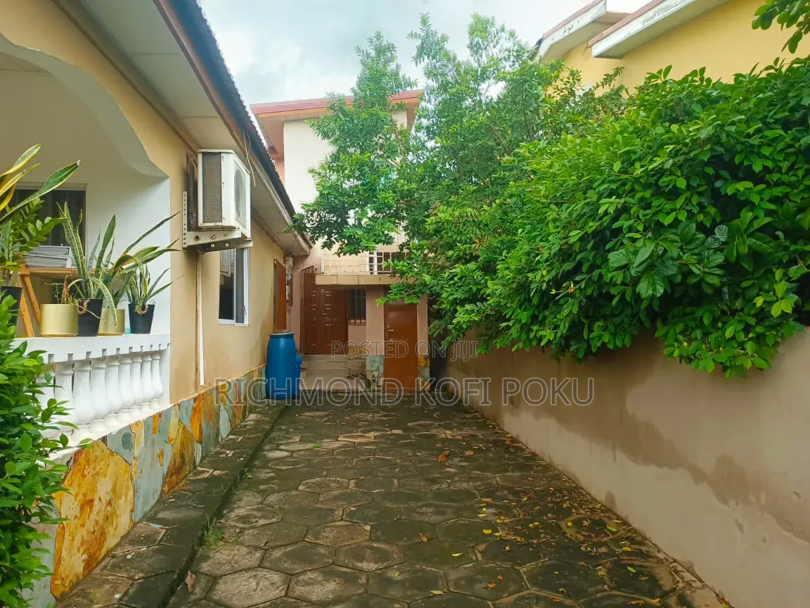 1bdrm Apartment in Kofi'S Realty, Baatsona Total for rent
