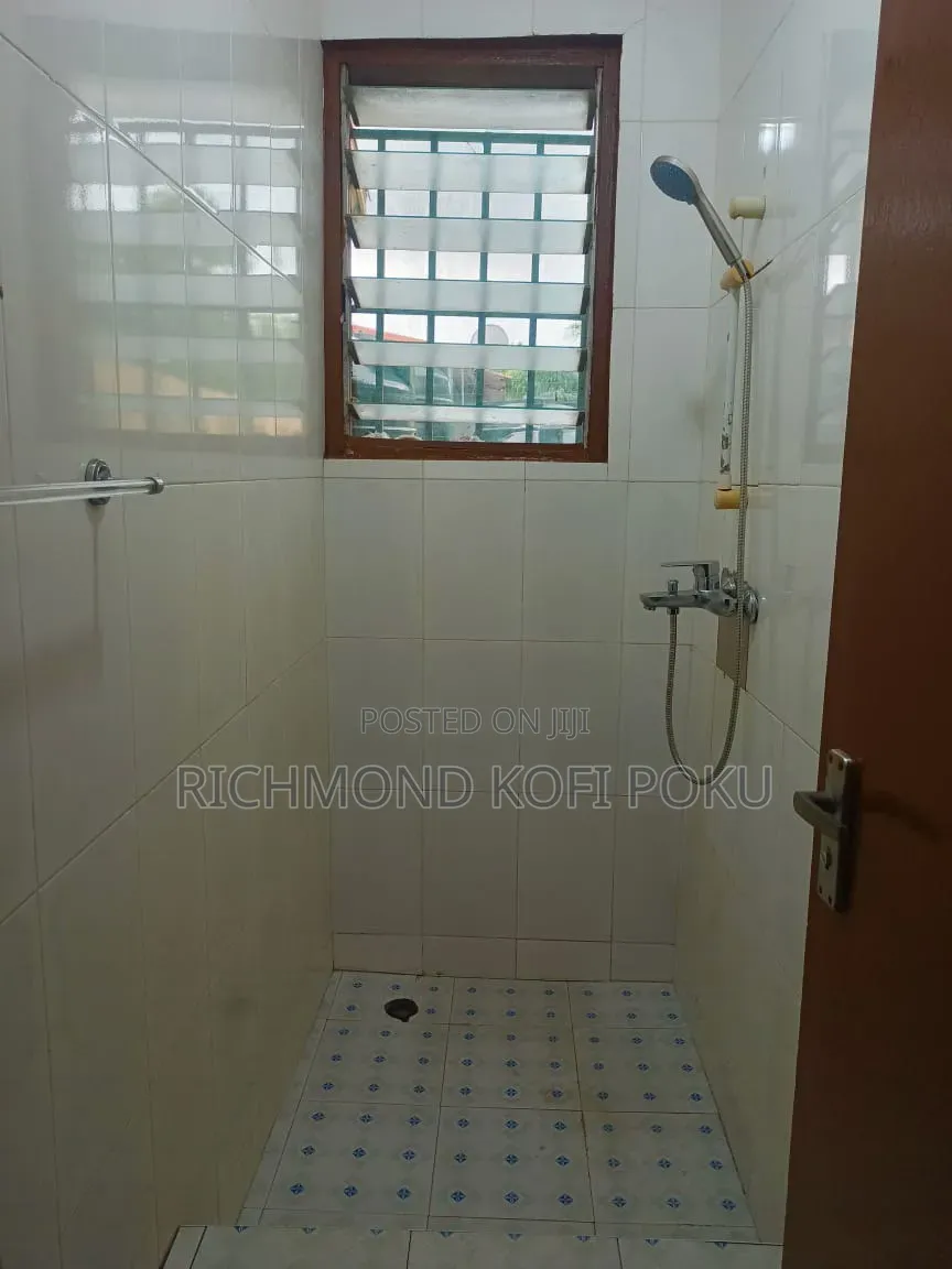 1bdrm Apartment in Kofi'S Realty, Baatsona Total for rent