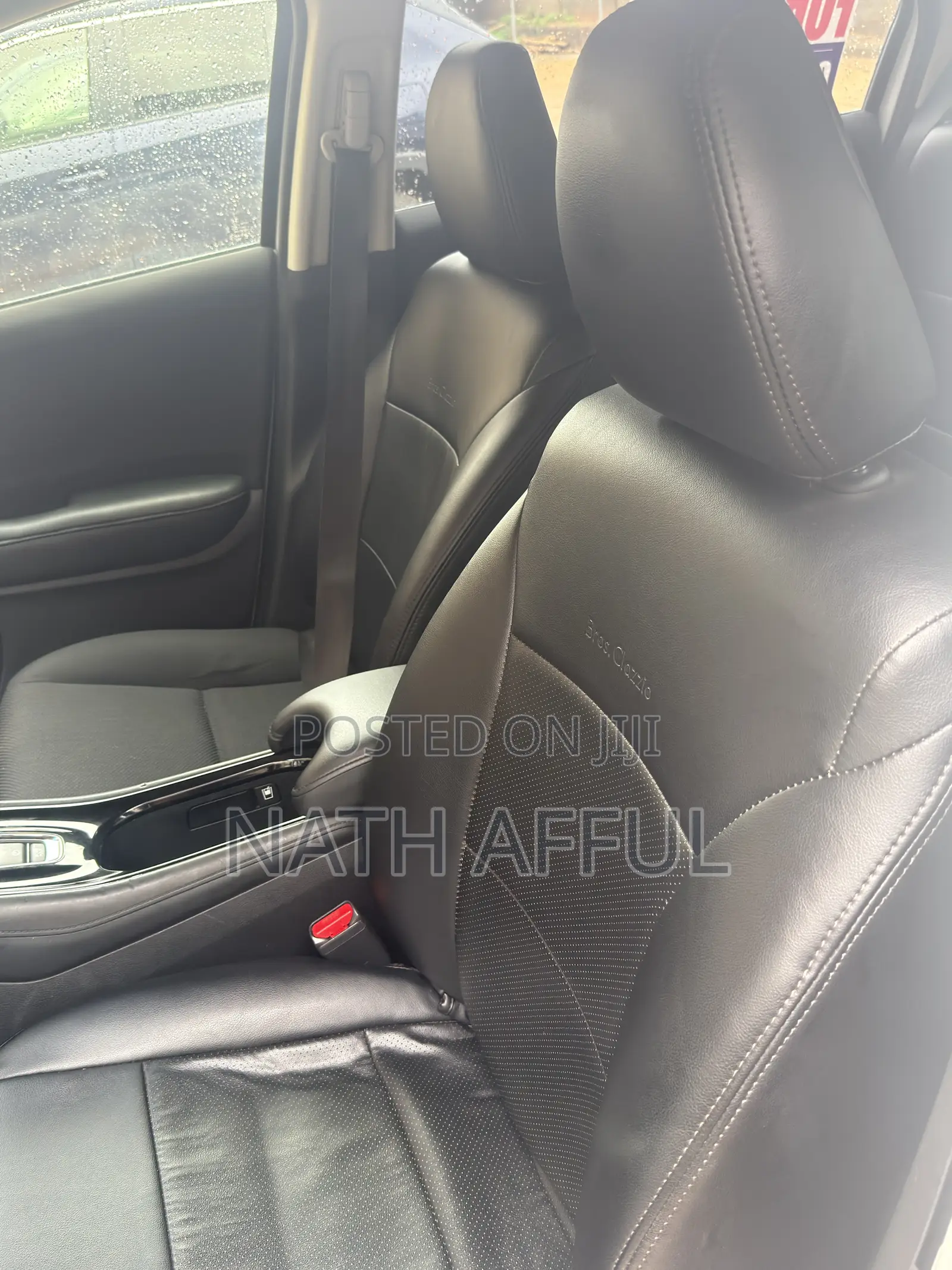 Honda Vezel 1.5 Hybrid 4WD 2014 White
