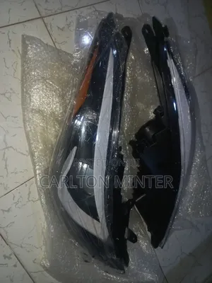 Hyundai Elantra 2014-2015-2016 Headlight Pair