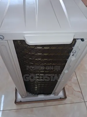Friendly 2.5hp Goldstar Air-Conditioner