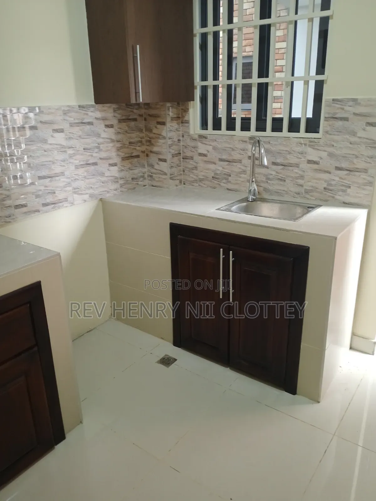 1bdrm Apartment in Hnc Properties, Pokuase for rent