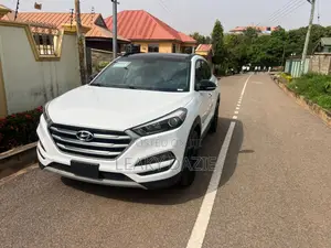 Hyundai Tucson 2017 White
