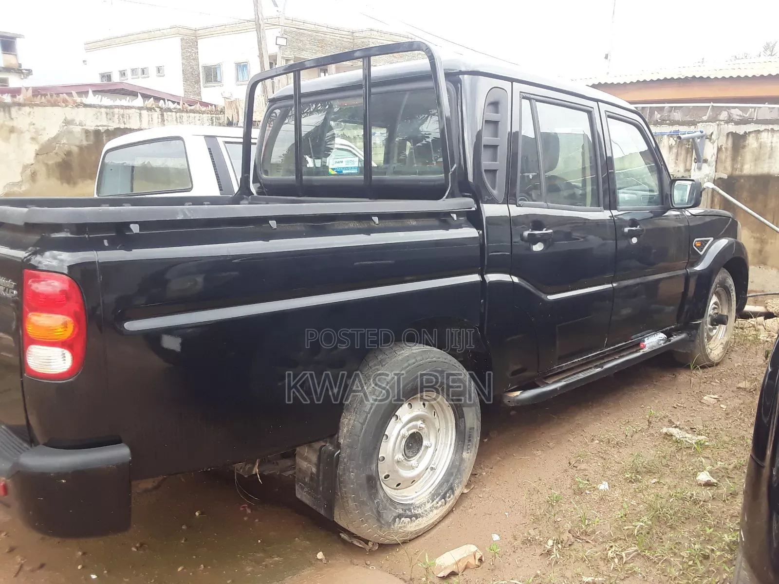 Mahindra Scorpio 2010 Black