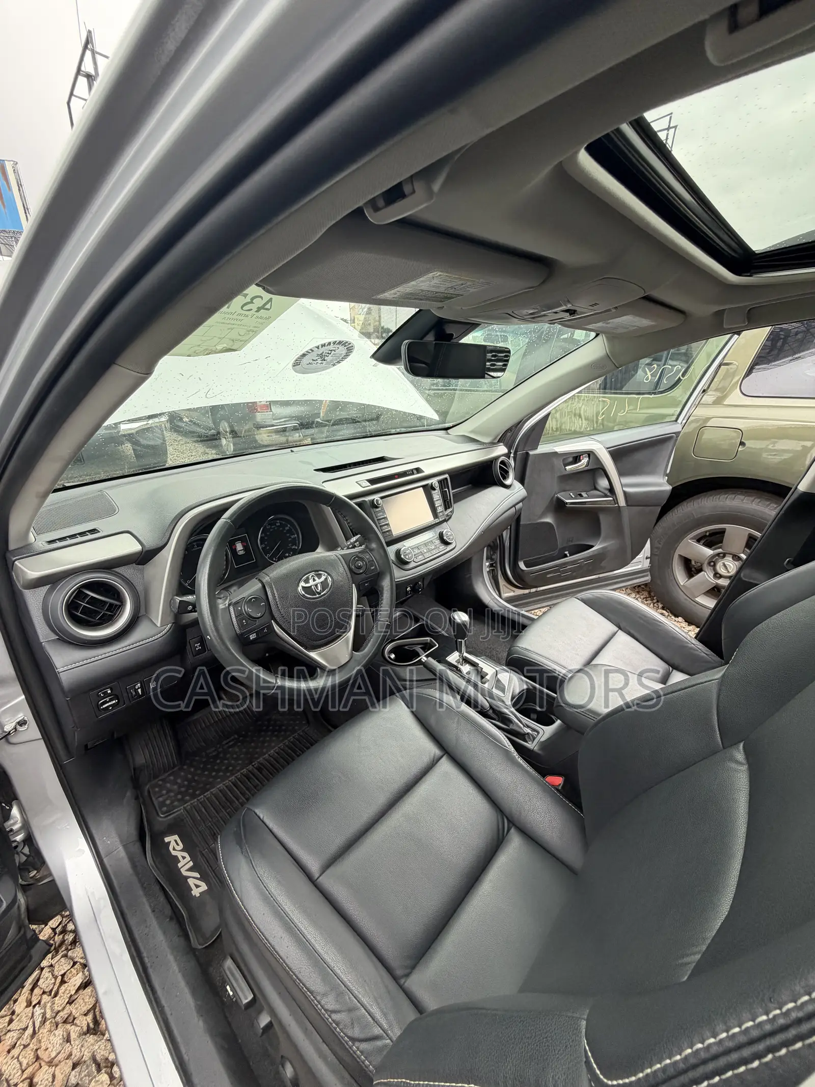 Toyota RAV4 Limited AWD (2.5L 4cyl 6A) 2017 Silver