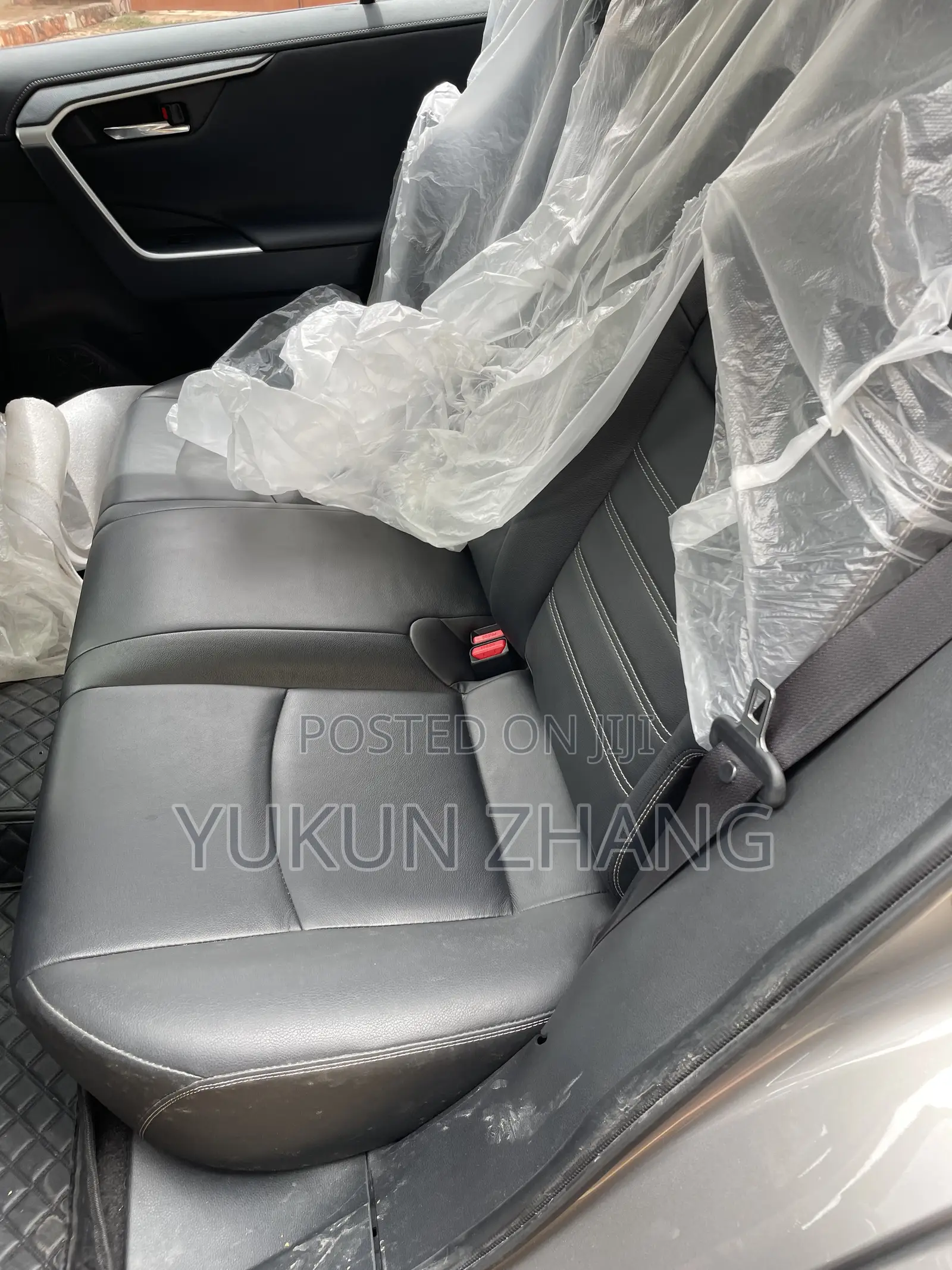 Toyota RAV4 2021 Gray