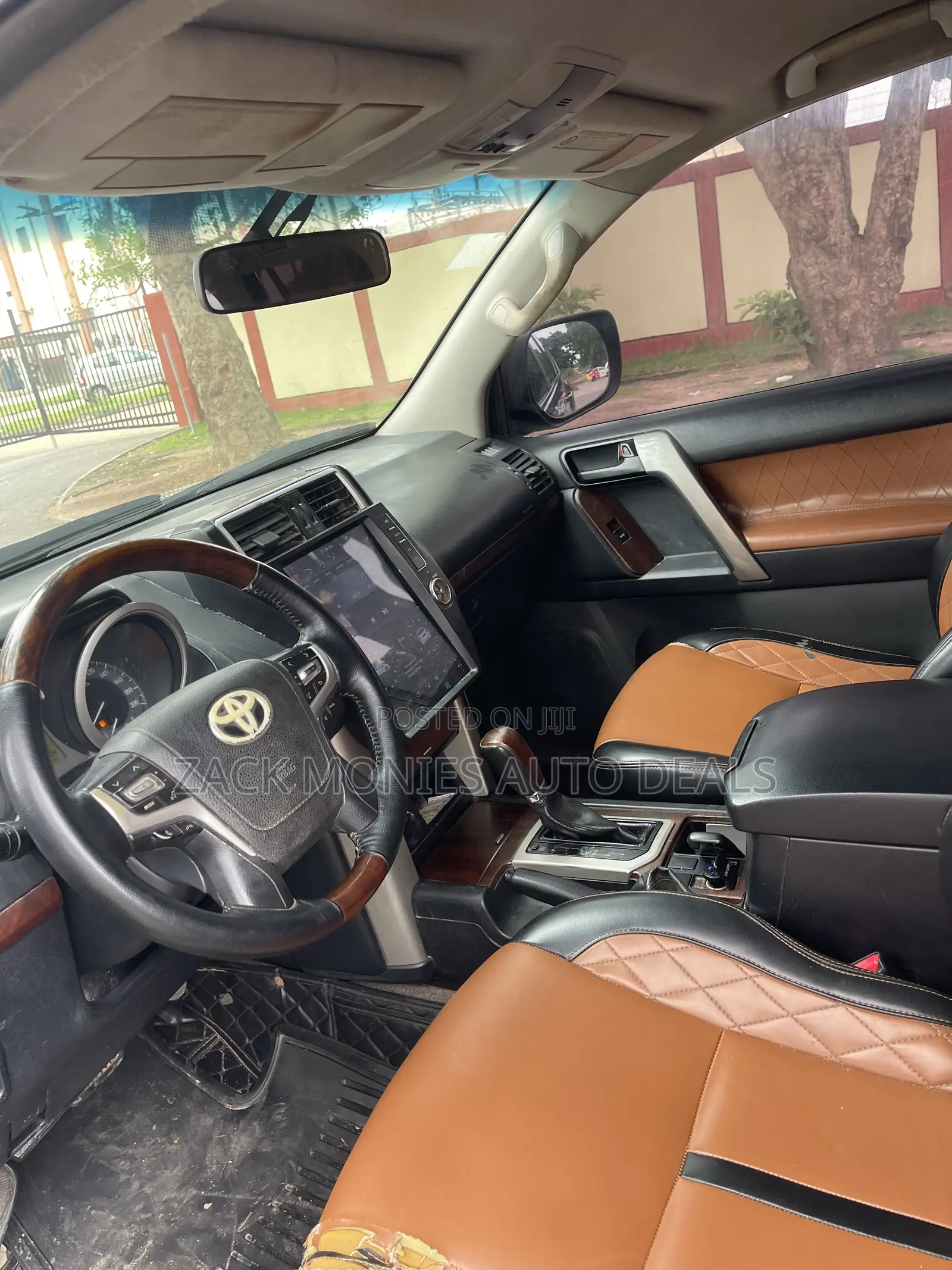 Toyota Land Cruiser Prado 2012 Black
