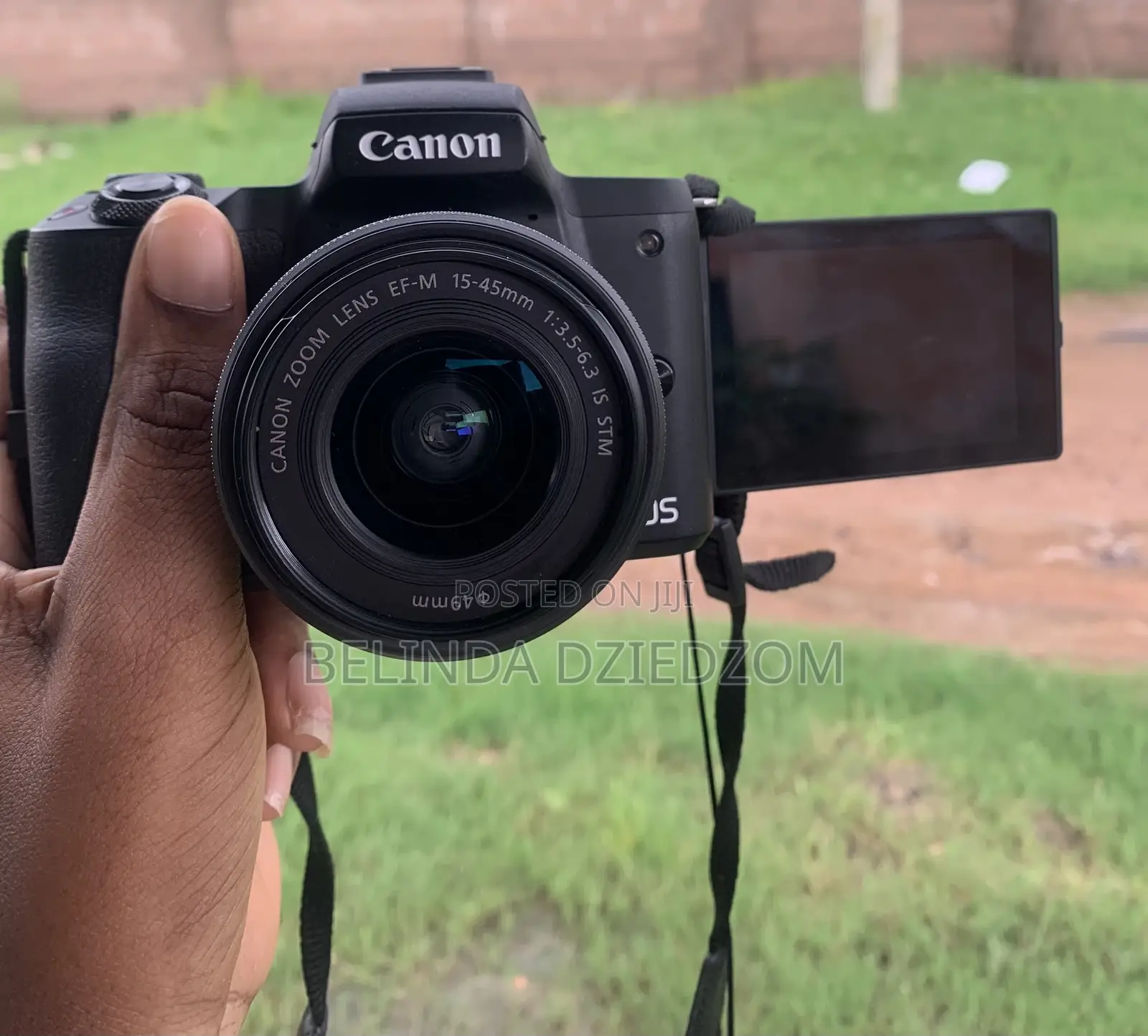 . Canon Eos M50 Camera With 15-45mm Lens, Box Accessories