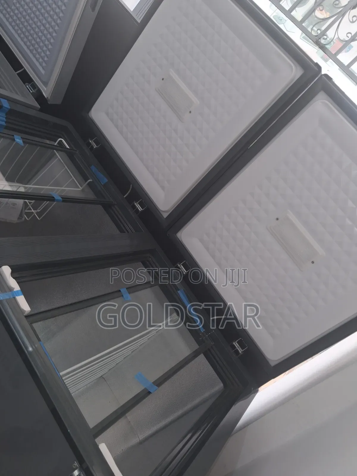 2doors Chest Freezer 400l (Goldstar)